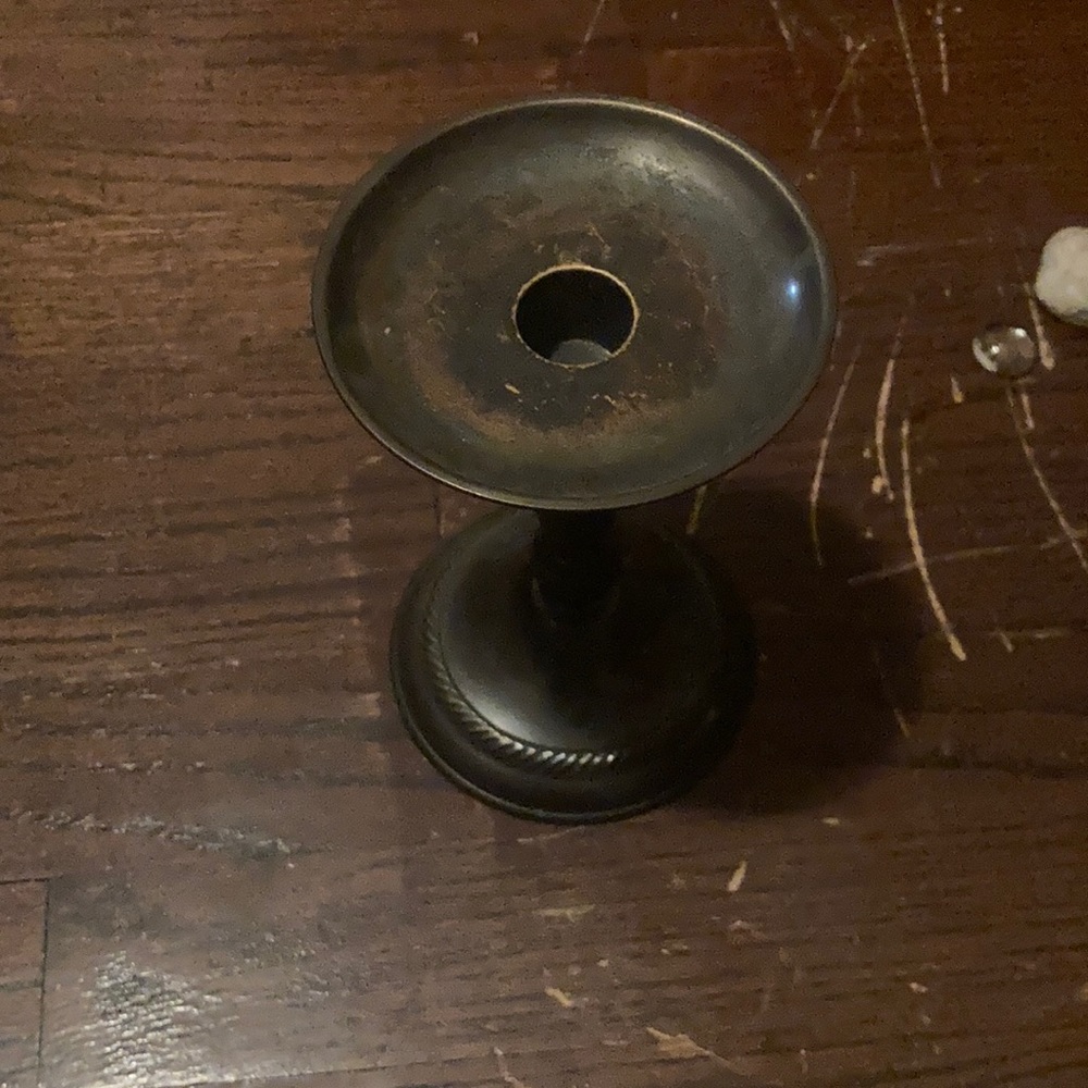 Candle holder